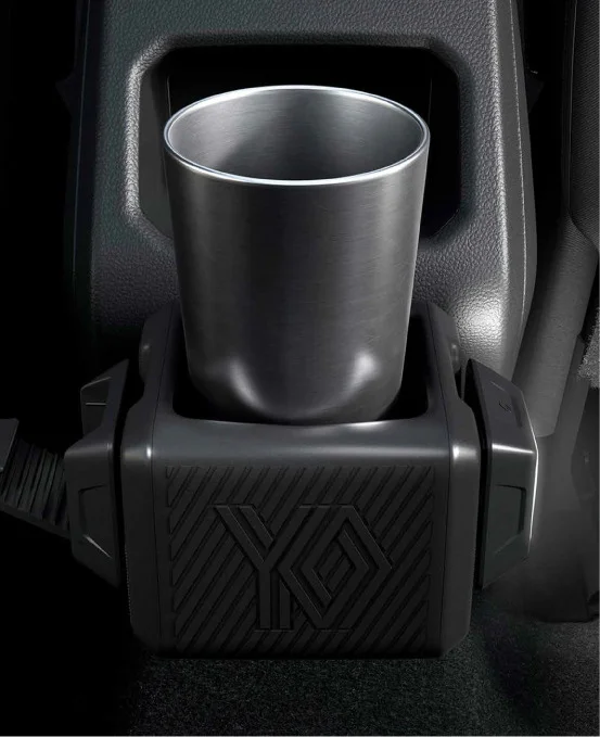 juanautos-renault-duster-hybrid-4x4-interior-1